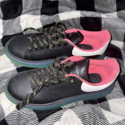 Alexander Mcqueens Size 9 Ina Half