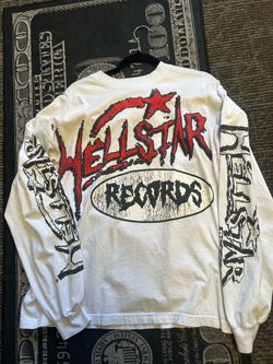 Hellstar tee size large