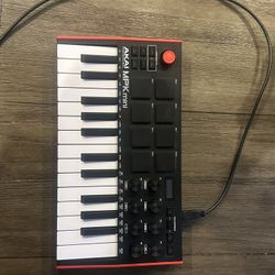 AKAI Professional MPK MINI MK3
