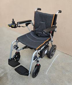 Ultra Lightweight 30lb Folding Electric Wheelchair