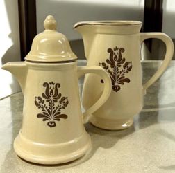 Pfaltzgraff Village Coffee Pot w/Lid & Creamer Pitcher Set USA Stoneware