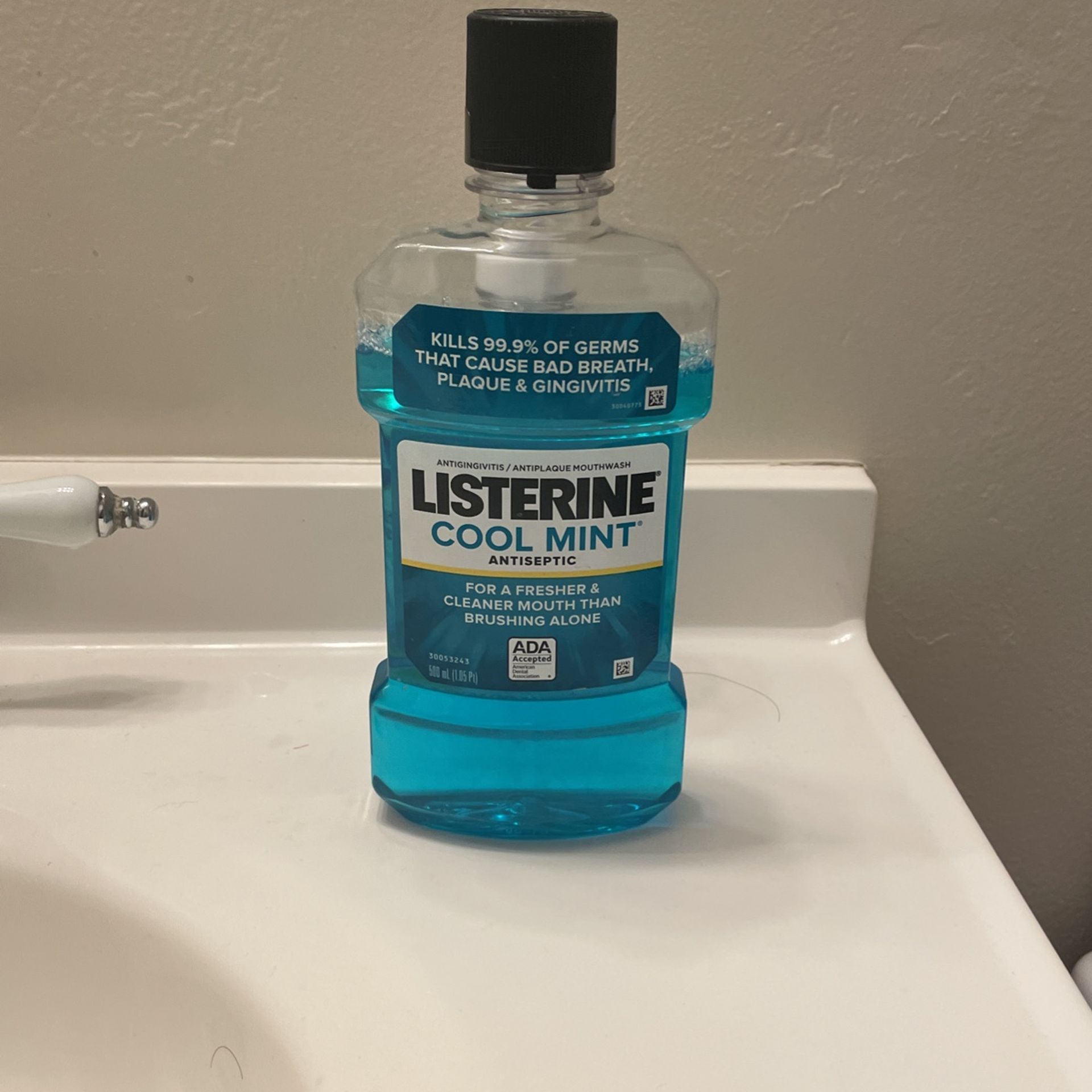Listerine COOL MINT (antiseptic)