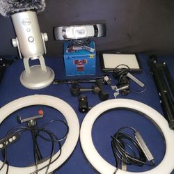 Various Streaming/Streamer Equipment 