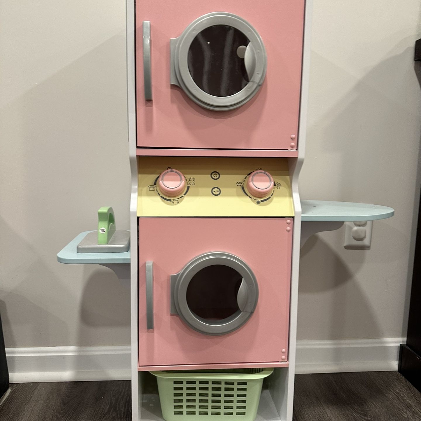 Melissa and doug hotsell washer and dryer