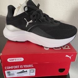 Women’s Puma’s Shoes