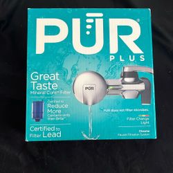 PUR Plus Horizontal Faucet Mount Filtration System with 3-in-1 Lead Reducing Filter, Water Filter for Sink, Lasts 100 Gallons, Compatible with Sinks w