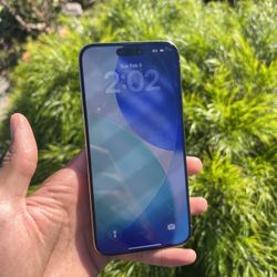 iPhone 15 Pro Max 256gb *UNLOCKED*