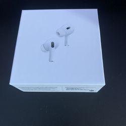 Apple AirPods Pro with Wireless Charging Case - White