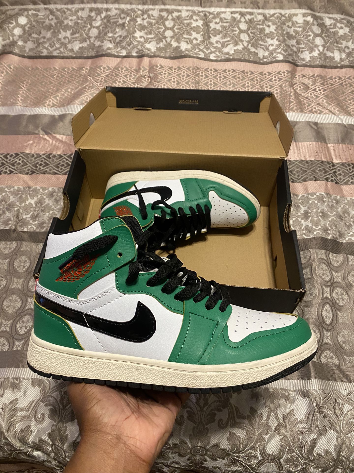 Lucky Green Air Jordan 1