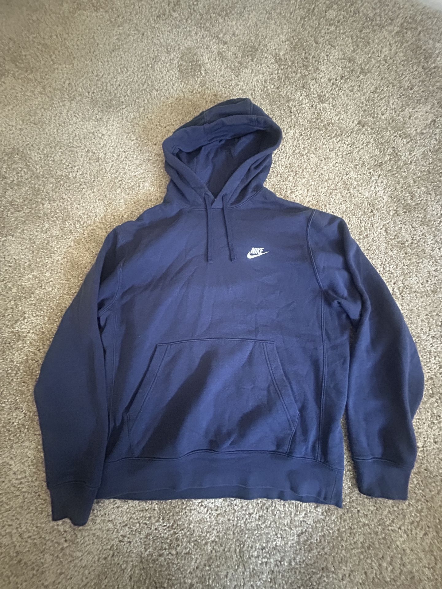 Nike Sweater size M