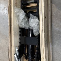 Hydraulic Thumb Clip With Hose for Mini Excavators Small Digger Attachment