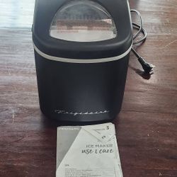 Frigidaire EFC128-BLACK-6COM Icemaker