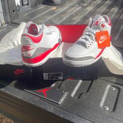 Jordan 3 Fire Red 10.5