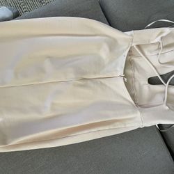 Forever 21 Light Pink Bodycon Dress. 