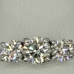 Leo 1.03 Carats Diamond Engagement Ring