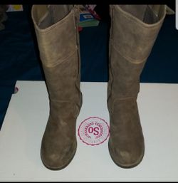 Girl boots