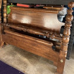 Solid Wood Antique 4 Post Queen Bed frame 