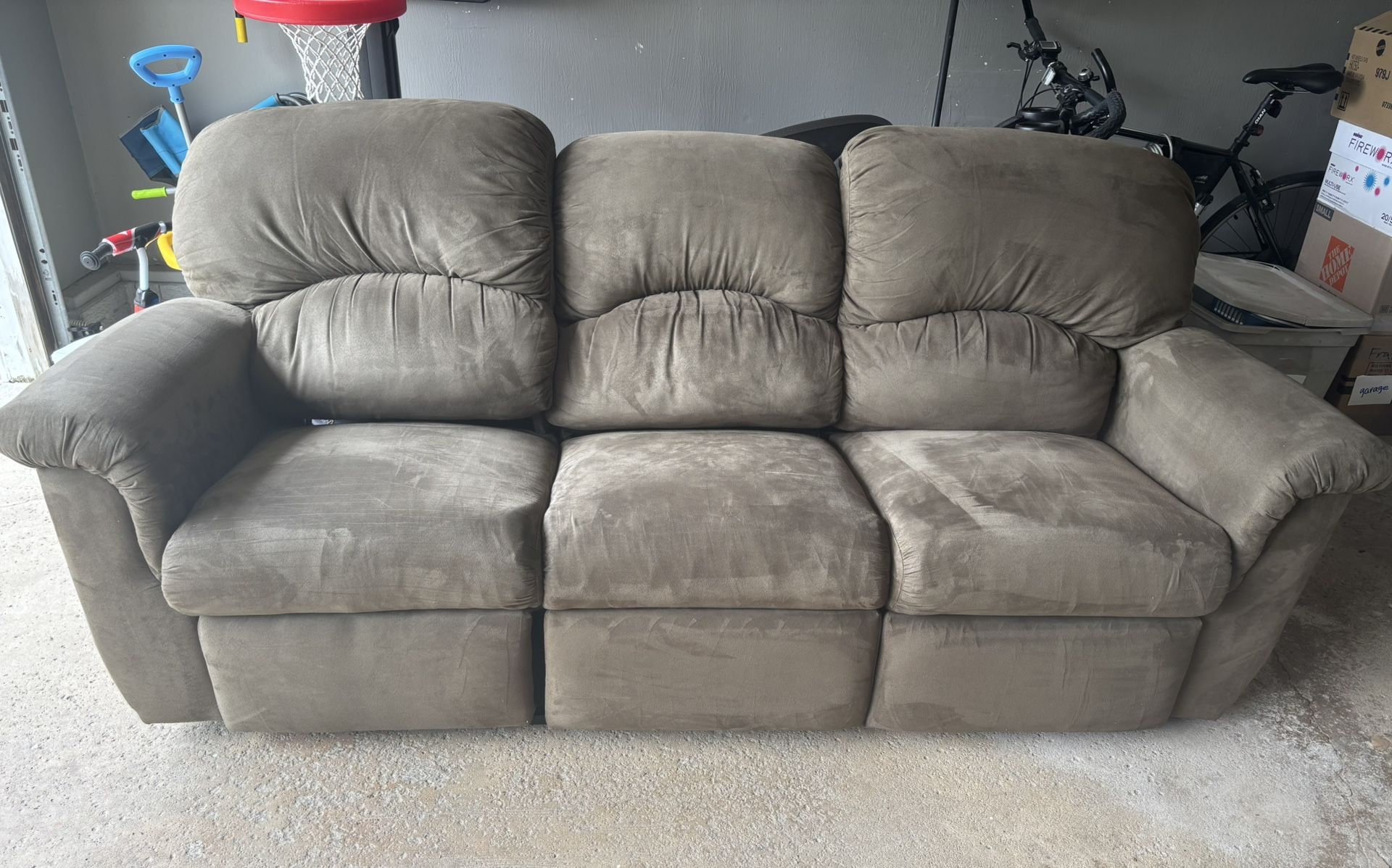 Lazy boy Green Recliner Sofa