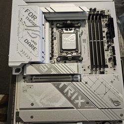 ASUS ROG Strix X870-A Gaming WiFi AMD AM5 X870 ATX Motherboard 16+2+2 Power Stages, Dynamic OC Switcher, Core Flex, DDR5 AEMP, WiFi 7, 4X M.2, PCIe® 5
