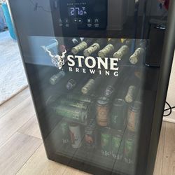 Beer Froster Beverage Refrigerator - 125can