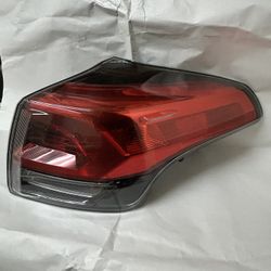 2016-2017-2018 TAIL LIGH   OE  TOYOTA RAV4