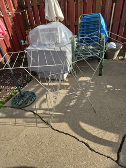 Folding Metal Clothes Drying Rack