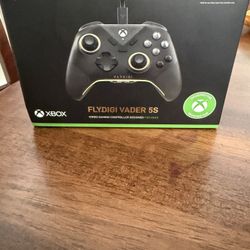 Vader 5s Xbox Controller 