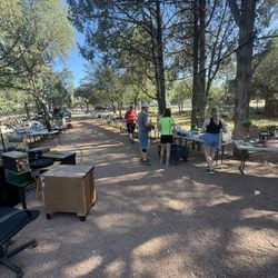HUGE GARAGE SALE IN PAYSON!!