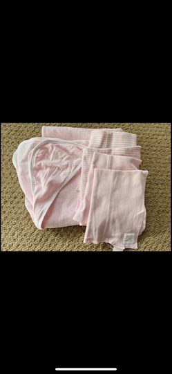 Burts Bee Baby Towel and Burp Cloths