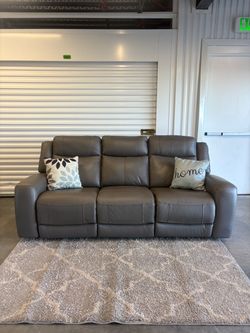 Gray Dual Electric Reclining Sofa (Free Delivery 🚚)