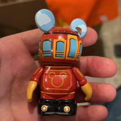 Disney Vinylmation Mickey Mouse Figure San Francisco Cable Car Tin Dan Beltran