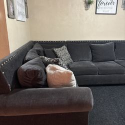 Sectional Couch 