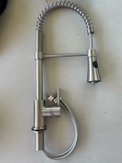 Kitchen faucet