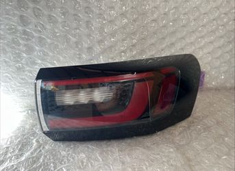 2020-2021-2022 VOLKSWAGEN ID4 ID.4 RIGHT PASSANGER TAIL LIGHT OEM