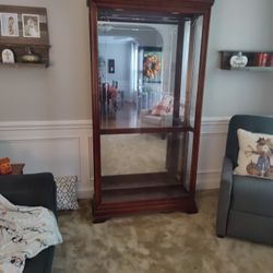Mirrored Curio Cabinet With Glass Shelves