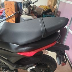 Stock Z125 Seat