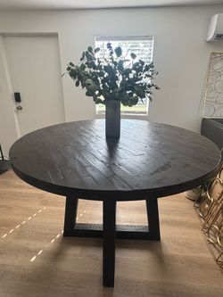 Bar height dinning table