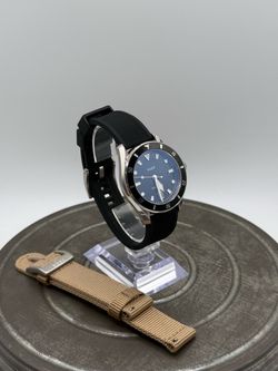 VAER blue dial watch