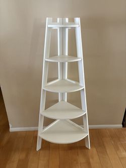 Corner Shelve Unit 5 1/2 Feet Tall