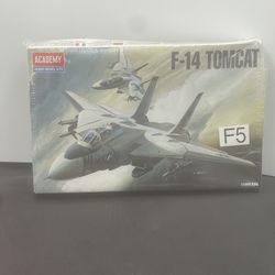 F-14 Tomcat U.S. Navy Fighter Academy 4434 1/144 Plastic Model DEFORMED BOX
