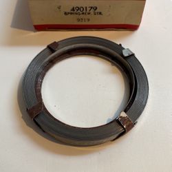 Briggs & Stratton Parts , Starter Spring , Part # 490179