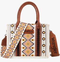 Wrangler Aztec tote bag
Boho shoulder purse