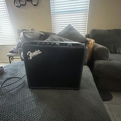 Mustang Lt25 Guitar AMP
