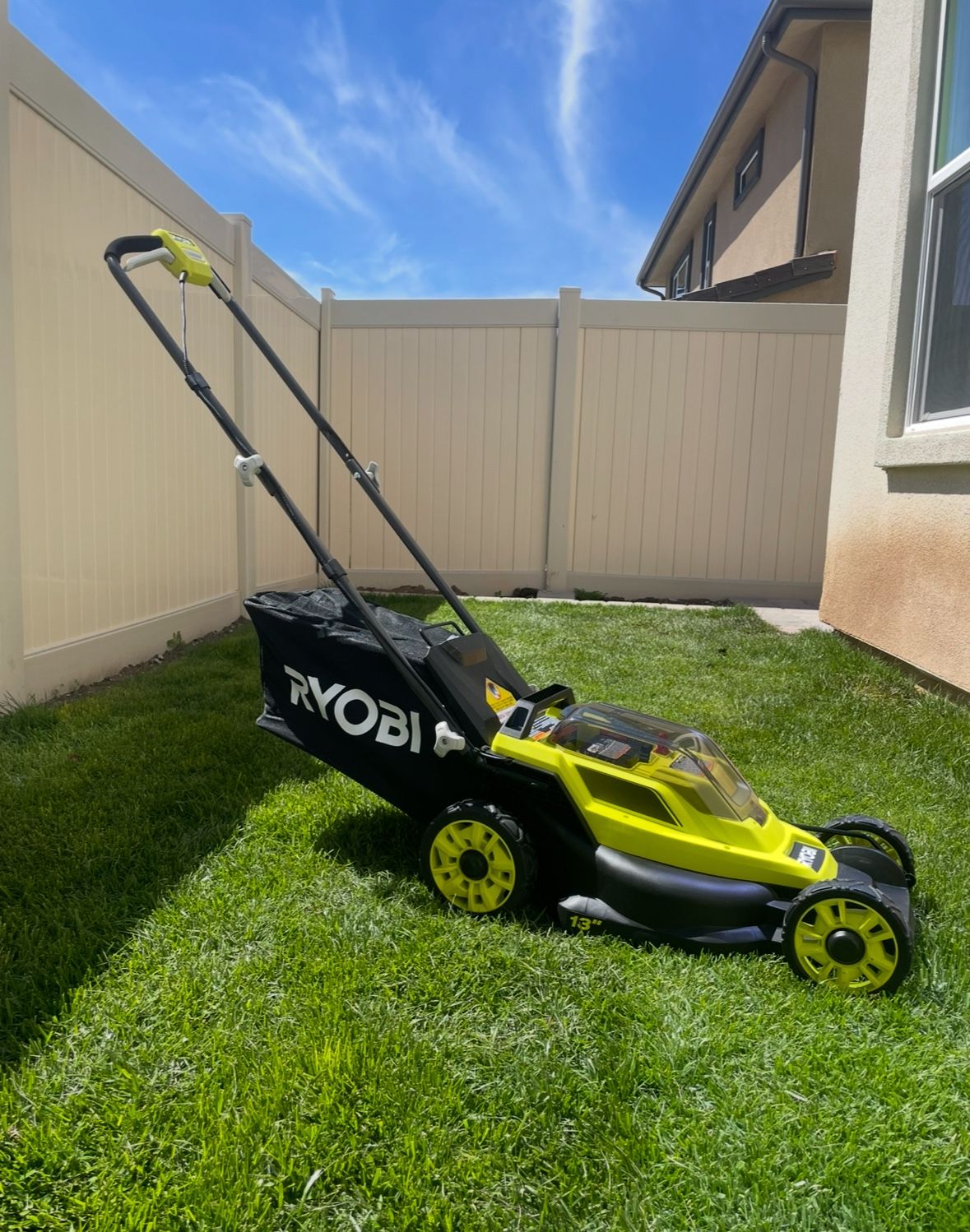 Ryobi ONE+ 18V 13 in. Cordless Battery Walk Behind Push Lawn Mower (Tool Only)