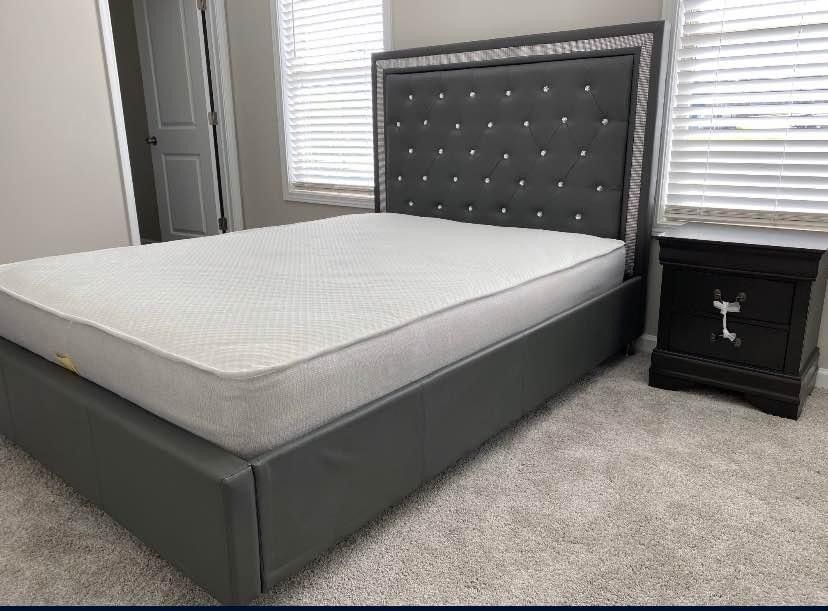 BRAND NEW BED UPHOLSTERED BED FRAMES .. KING SIZE $465!!..QUEEN SIZE $415!!