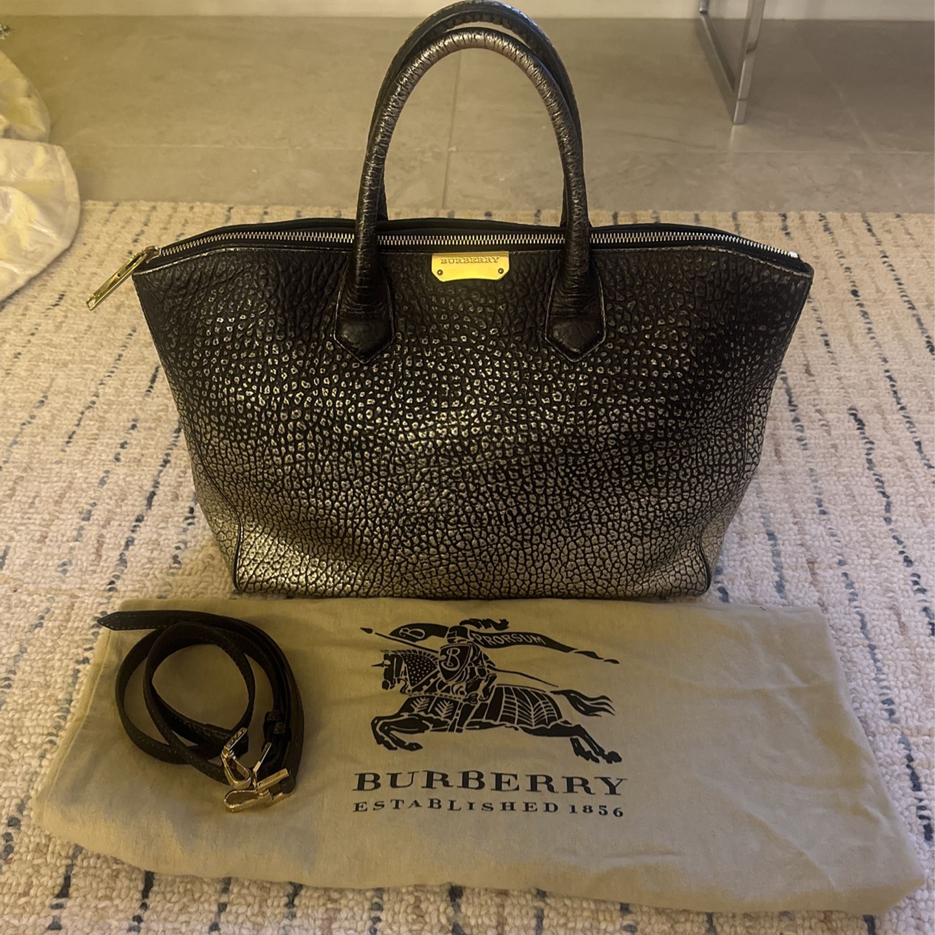 Burberry Authentic Ombré Tote