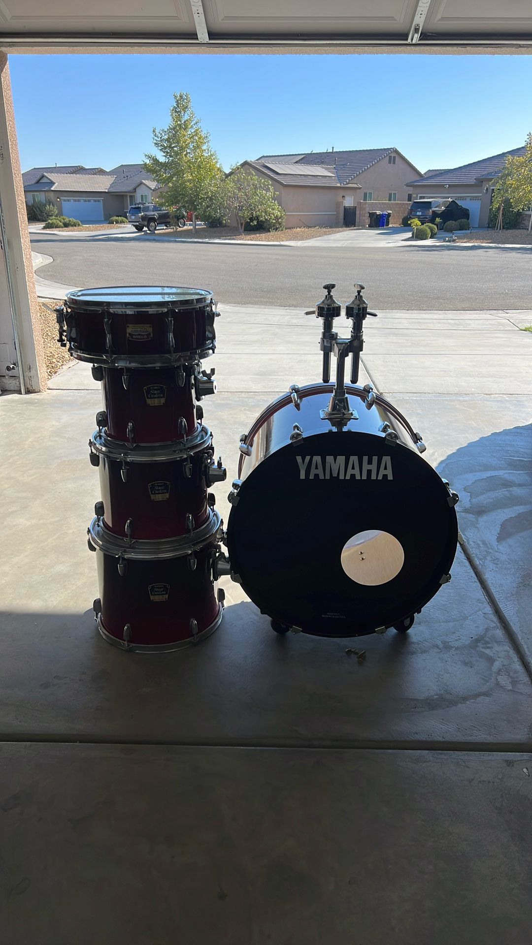 Yamaha Drum Set
