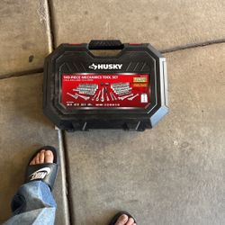 149 piece mechanic tool set