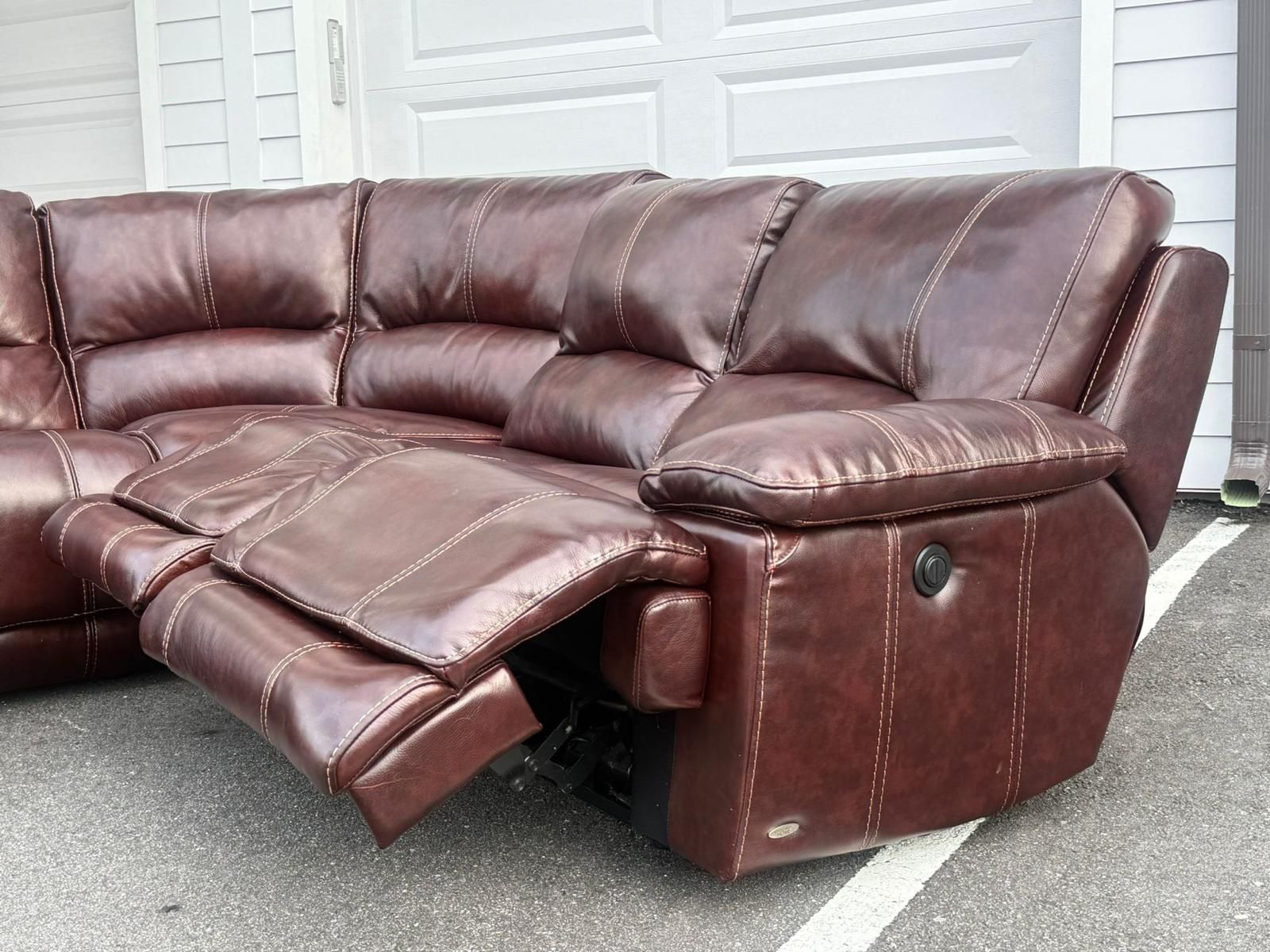 Couch/Sofa Sectional - Recliners - Brown - Delivery Available 🚛