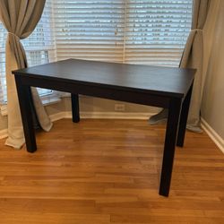 Expandable Dining Room table